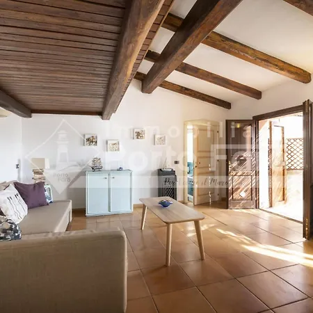 Borgo Dell'orso - A Schiera Ai Piedi Della Roccia Dell'orso Apartment Palau